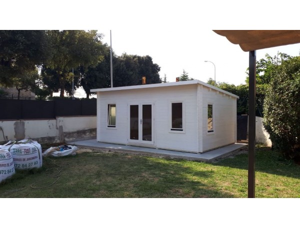 Casa a medida de 24m2 de Superficie montada en Girona